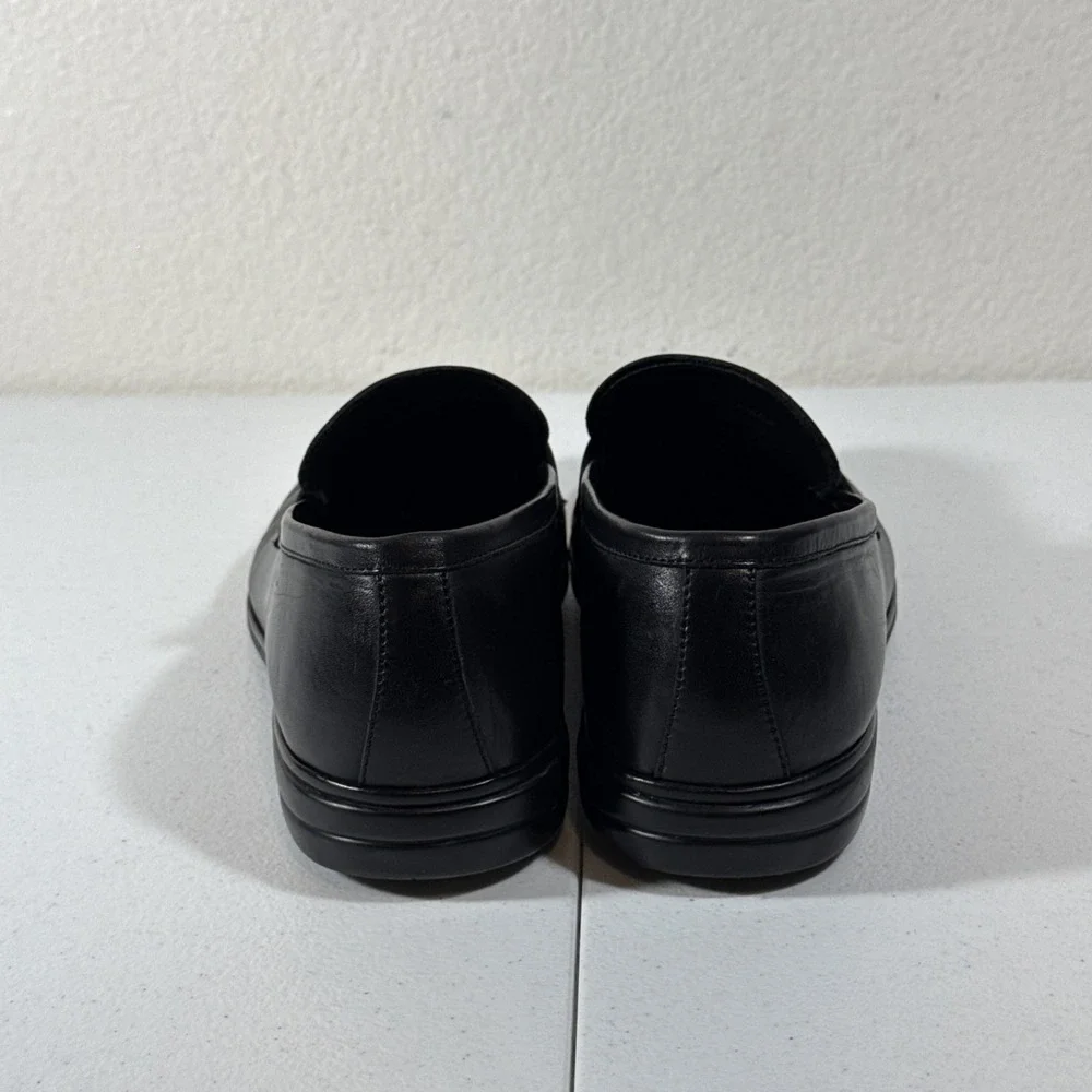 HUGO BOSS Shoes Mens Size 8 Black Leather Penny Loafer Slip On Casual Almond Toe